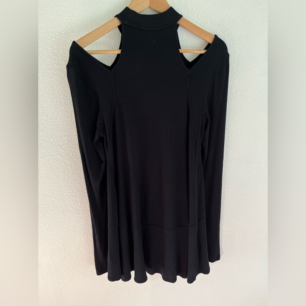 Free People Downtown Girl Black Cut Out Flowy Mock Turtleneck S - Picture 10 of 13